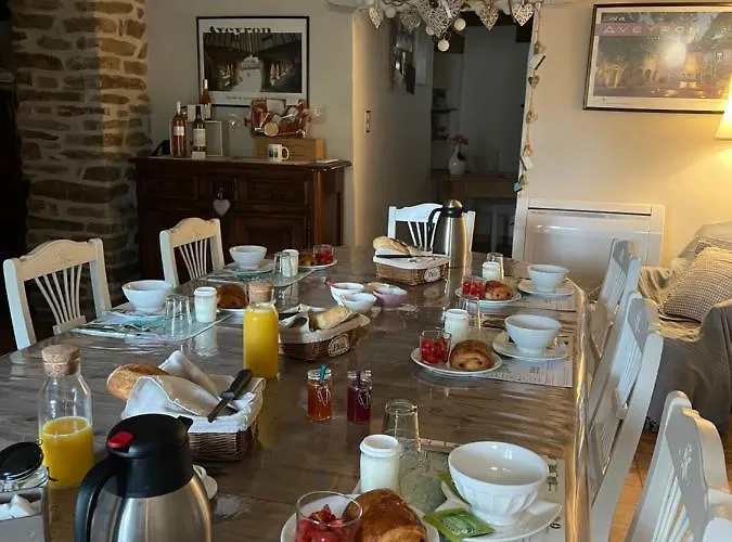 Le Couvent De Jouels 3* Sauveterre-de-Rouergue