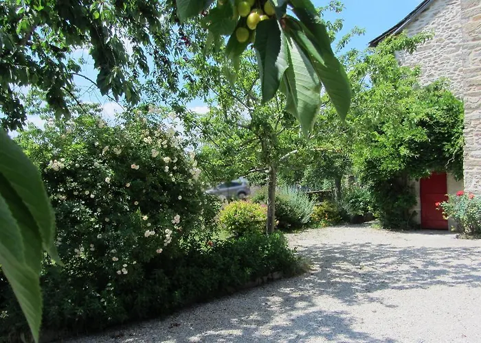 Le Couvent De Jouels 3* Sauveterre-de-Rouergue